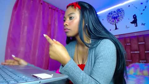 Snapshot of xayunrin chatting on 11, 12, 2024 xayu online show from 11, 12, 2024