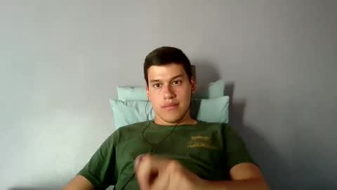 Snapshot of xbasstian_77 chatting on 5, 1, 2025 Sebas online show from 5, 1, 2025