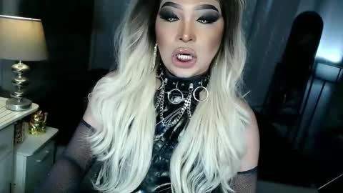 Zhavia online show from 1, 10, 2025