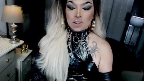 Zhavia online show from 17, 12, 2025
