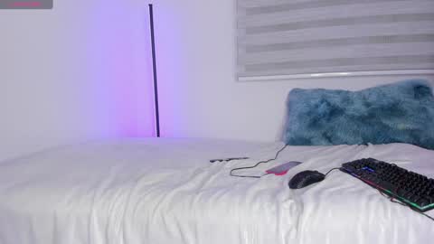 Snapshot of xemily_hardy chatting on 26, 1, 2025 Kanae. online show from 26, 1, 2025