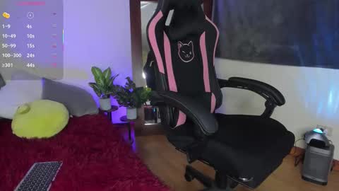 Snapshot of xemily_hardy chatting on 16, 9, 2025 Kanae. online show from 16, 9, 2025