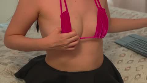 XENIALA online show from 2, 7, 2026