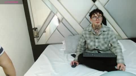 Marco and Veronica online show from 4, 3, 2025