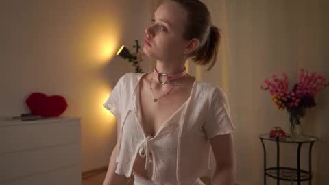 Luna and Lina online show from 13, 11, 2025