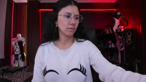 XiaQueen   I M online show from 18, 10, 2025