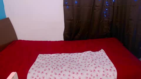 Snapshot of xime_collin77 chatting on 11, 10, 2025 Mistress Ana and Slave Ximena online show from 11, 10, 2025