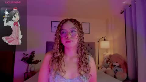 Snapshot of ximena_sotto1 chatting on 18, 7, 2026 camila online show from 18, 7, 2026