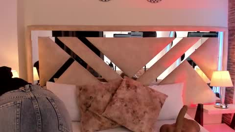 Xime  online show from 14, 4, 2026