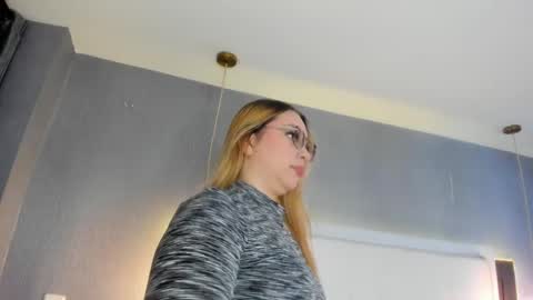   ximena  online show from 2, 4, 2026