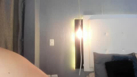 Snapshot of ximenanoah chatting on 3, 6, 2026 ximena online show from 3, 6, 2026