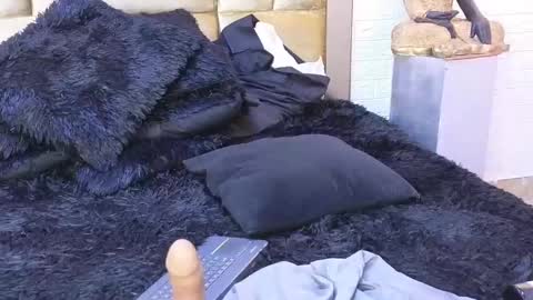 ximena online show from 15, 2, 2025