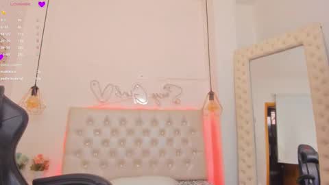 xiomara_cortes online show from 30, 1, 2025