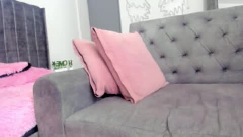 xiomara_cortes online show from 5, 1, 2026