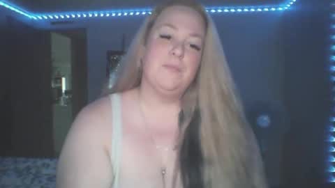 Juliaxxx online show from 22, 10, 2025