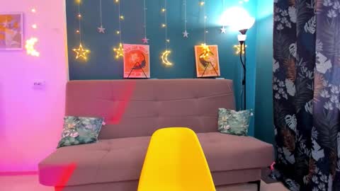 Chloe online show from 11, 2, 2025