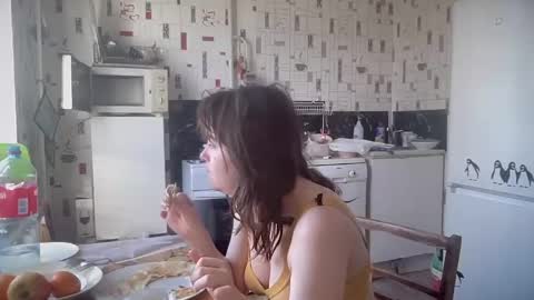 Snapshot of xlunasexyx chatting on 15, 4, 2026 Luna online show from 15, 4, 2026