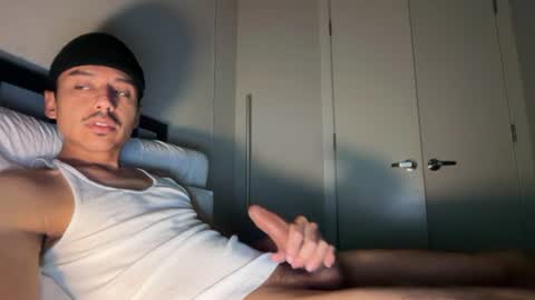 Snapshot of xmomentumx chatting on 13, 7, 2026 xmomentumx online show from 13, 7, 2026