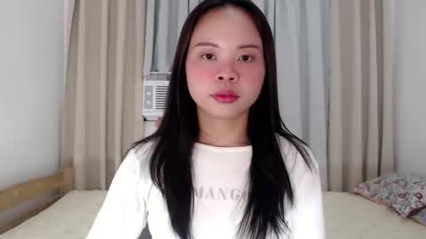 Snapshot of xo_worth_it chatting on 9, 6, 2026 nathalie online show from 9, 6, 2026