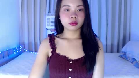 Snapshot of xo_worth_it chatting on 9, 6, 2026 nathalie online show from 9, 6, 2026