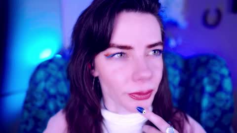 Bella Bondai online show from 17, 12, 2025