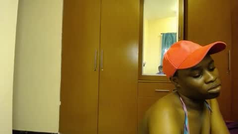 Snapshot of xoxo_savage chatting on 19, 10, 2025 Xoxo online show from 19, 10, 2025