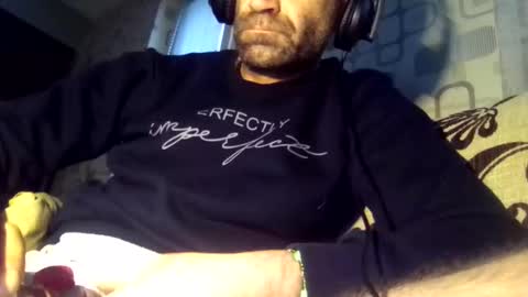 Snapshot of xploid1982 chatting on 10, 12, 2024 xploid1982 online show from 10, 12, 2024