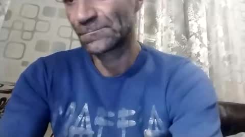 Snapshot of xploid1982 chatting on 15, 11, 2025 xploid1982 online show from 15, 11, 2025