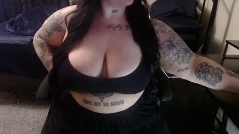 xorileyschembri online show from 5, 1, 2025