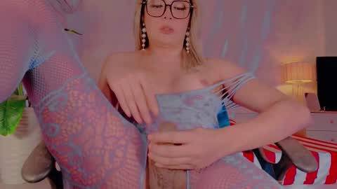 Michelle online show from 3, 3, 2025