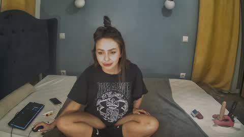 Snapshot of xsexycouples chatting on 19, 1, 2025 AnnaMaee online show from 19, 1, 2025