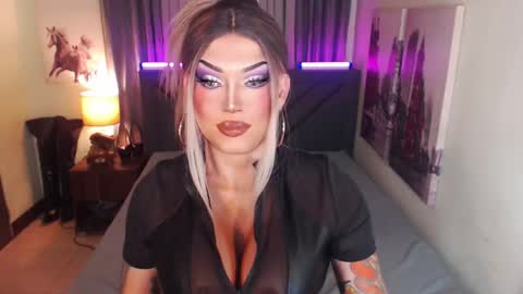 Snapshot of xshadowseductressmitchx chatting on 26, 2, 2025 Cattaleya online show from 26, 2, 2025