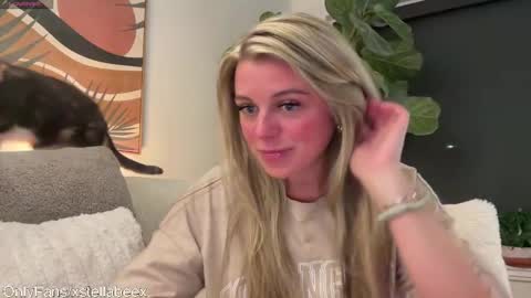 Snapshot of xstellabeex chatting on 2, 12, 2024 xstellabeex online show from 2, 12, 2024