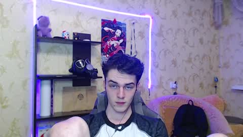 traqqq online show from 22, 1, 2025