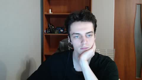 traqqq online show from 23, 9, 2025