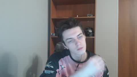 traqqq online show from 15, 10, 2025