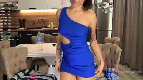 FrancyStepmom and YStepson    INTERESTED IN A GIRL-GIRL COLLABORATION  TEXT ME HERE  or INSTAGRAM online show from 23, 11, 2025