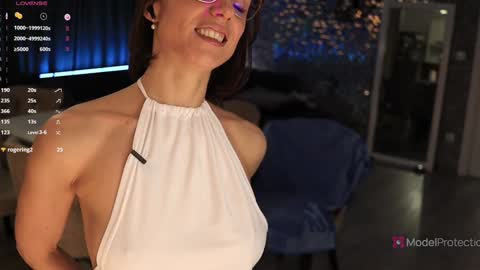 FrancyStepmom and YStepson    INTERESTED IN A GIRL-GIRL COLLABORATION  TEXT ME HERE  or INSTAGRAM online show from 13, 2, 2026