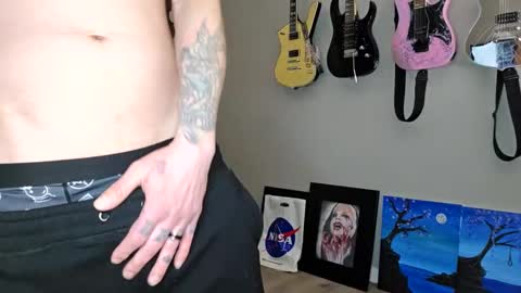 XxBADCATxX online show from 1, 1, 2025