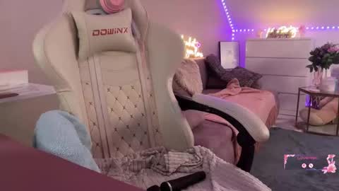 xxfairyxgiiirlxx online show from 3, 2, 2026