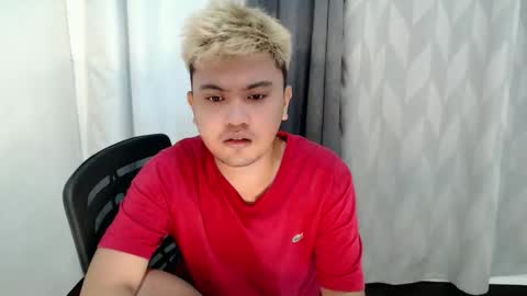 Snapshot of xxhotloyd_cummerx chatting on 3, 2, 2026 Loyd online show from 3, 2, 2026