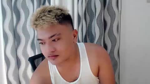 Snapshot of xxhotloyd_cummerx chatting on 22, 2, 2026 Loyd online show from 22, 2, 2026