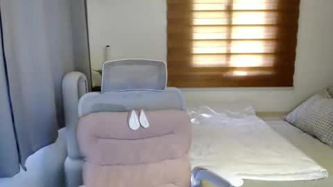 July online show from 16, 11, 2025