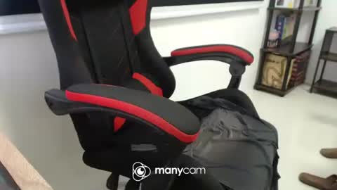  Kaycee  online show from 14, 12, 2025