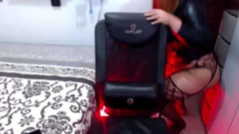 APRIL online show from 1, 10, 2025