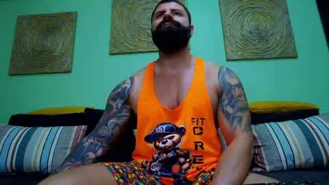 Snapshot of xxtreamleonard chatting on 25, 5, 2026 Xtream Leonard online show from 25, 5, 2026