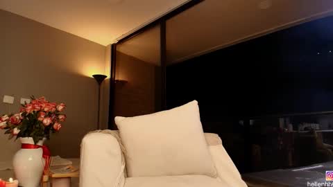 Miluu bronwx online show from 4, 3, 2026