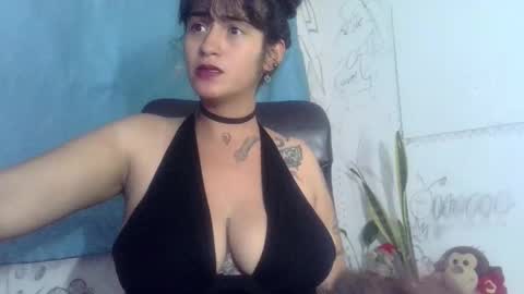 Snapshot of xxx_morena chatting on 11, 11, 2025 LILI online show from 11, 11, 2025