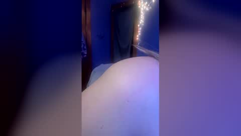 Snapshot of xxxalexisslutxxx chatting on 4, 3, 2026 AlexisDiamondxxx online show from 4, 3, 2026