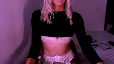 Snapshot of xxxanonymousloverxxx chatting on 3, 2, 2026 Chiara online show from 3, 2, 2026